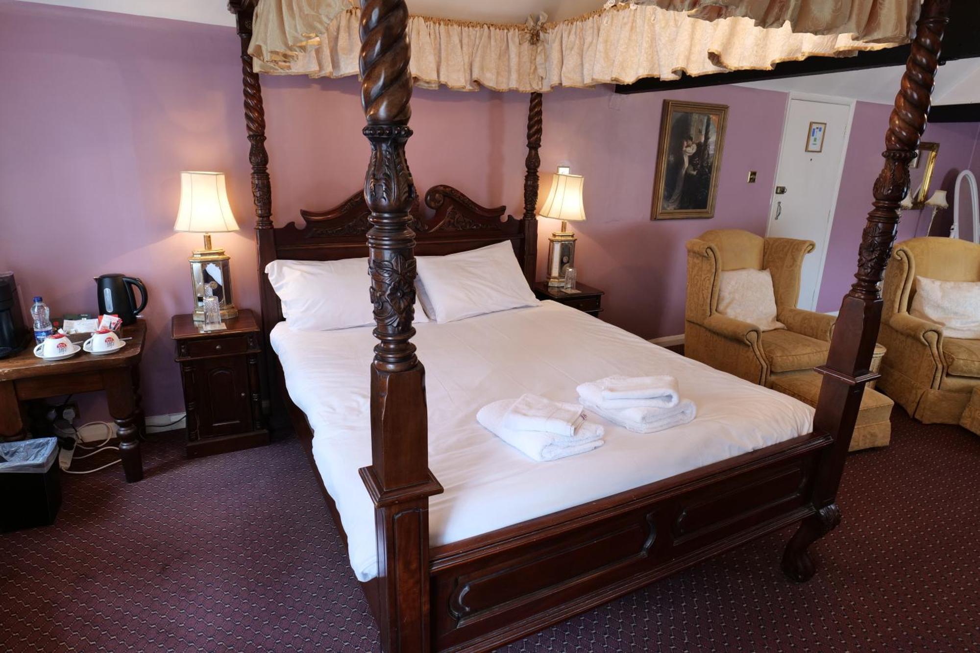 The Mary Arden Inn Stratford-upon-Avon Exterior photo
