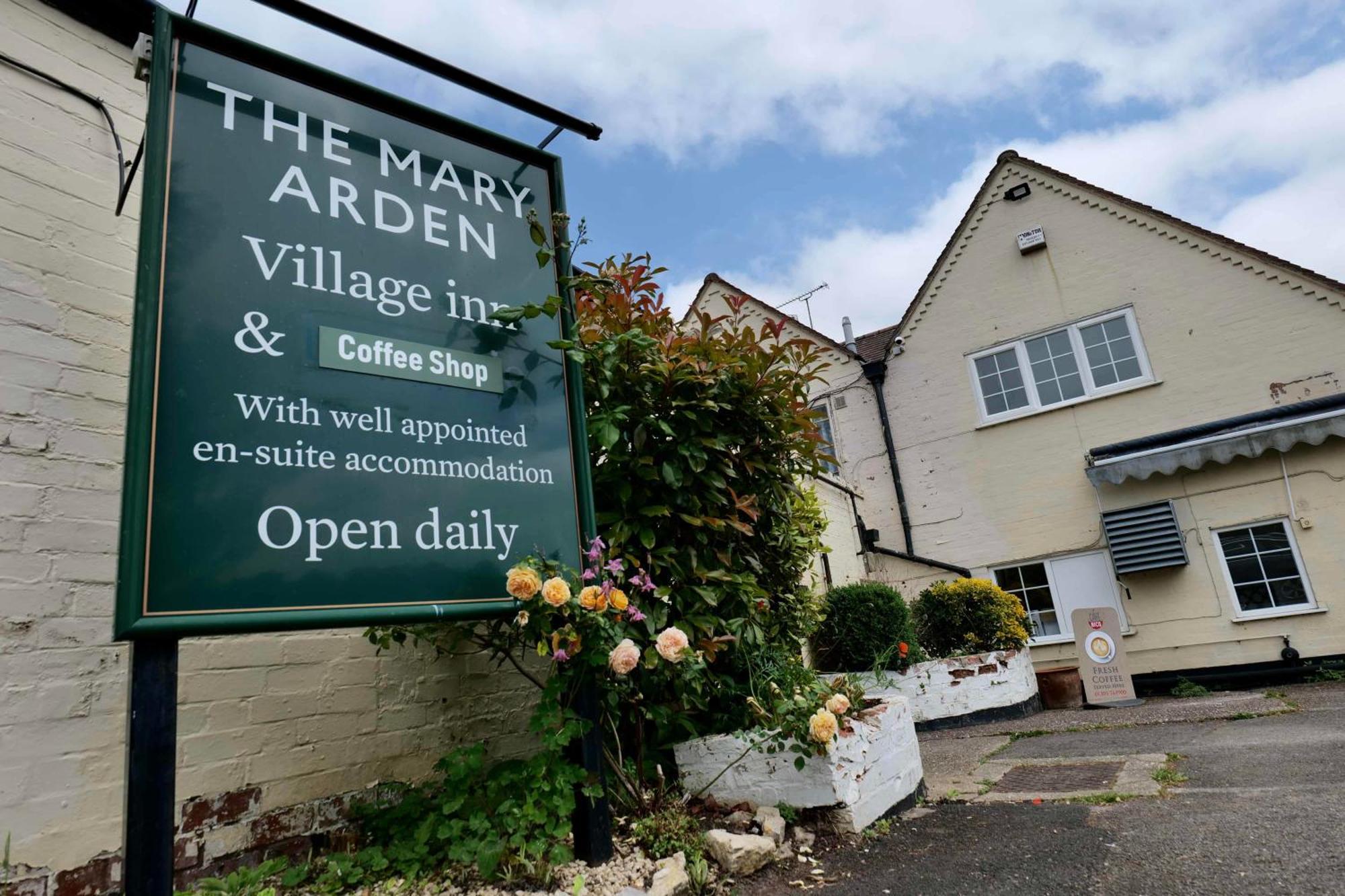 The Mary Arden Inn Stratford-upon-Avon Exterior photo